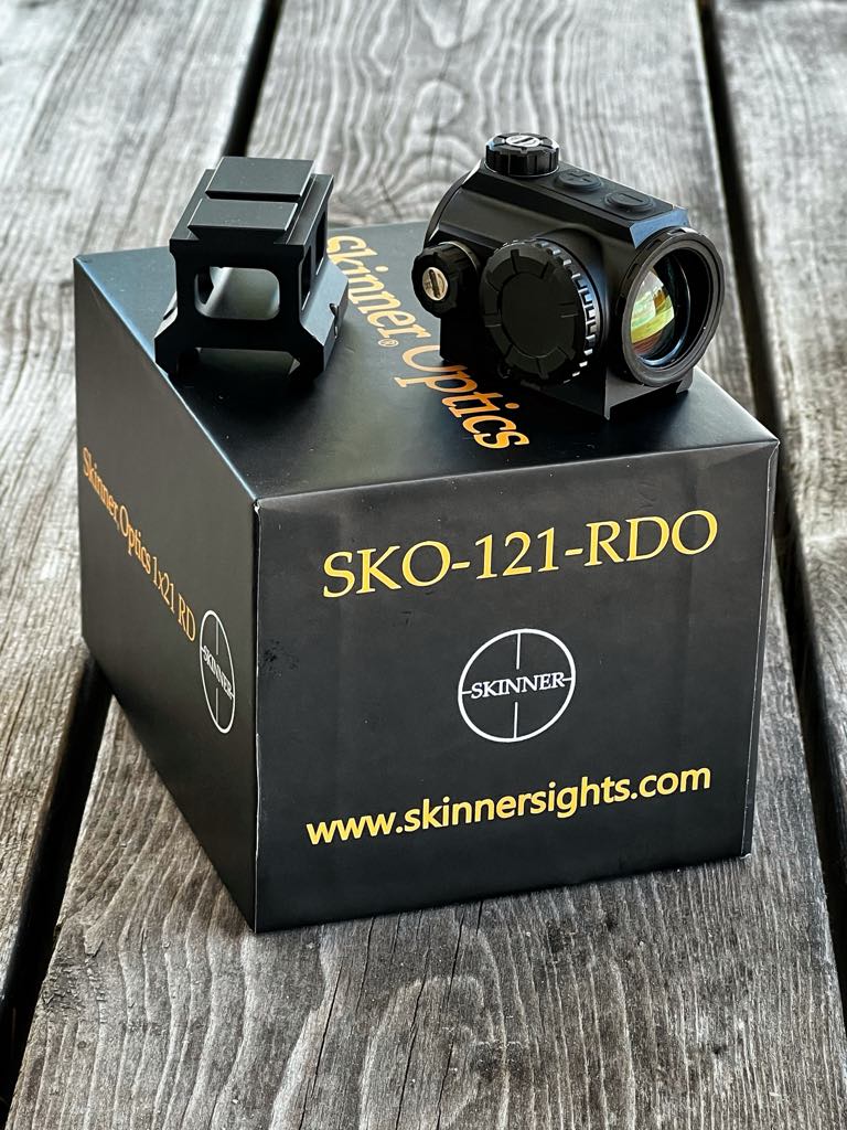 Skinner Optics Red Dot  SKO-121-RDO and Mounts